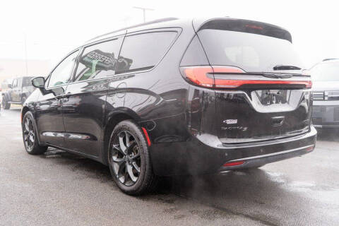 2025 Chrysler Pacifica Limited