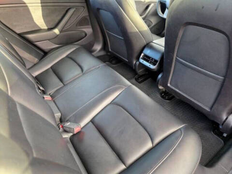 2019 Tesla Model 3 Standard Range Plus