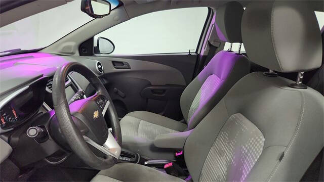 2017 Chevrolet Sonic LT Auto Fleet