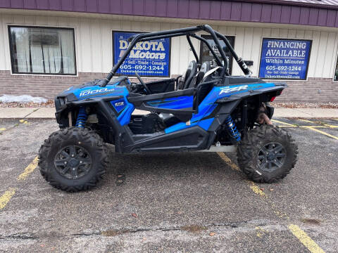 2015 Polaris Razr