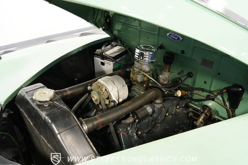 1941 Ford Super Deluxe