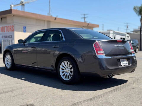 2014 Chrysler 300