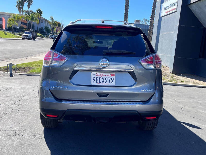 2015 Nissan Rogue SV