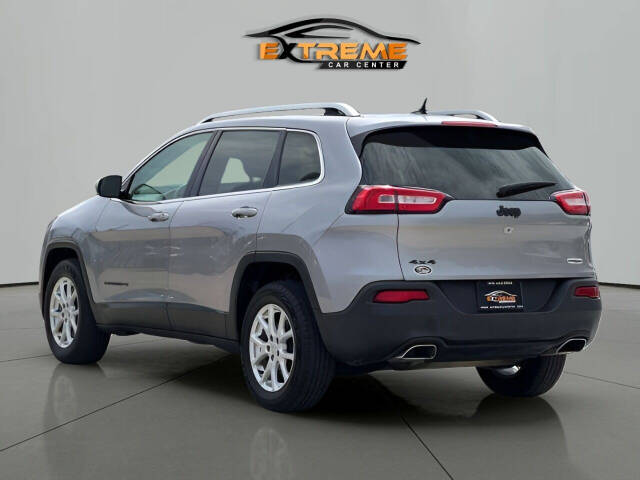 2015 Jeep Cherokee for sale at Extreme Car Center in Detroit, MI