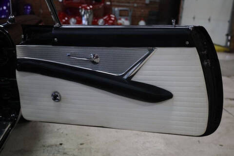 1956 Ford Thunderbird