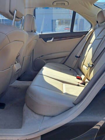 2012 Mercedes-Benz C-Class