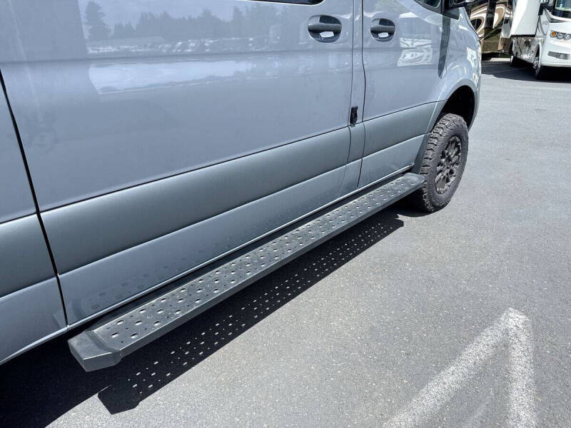 2024 Mercedes-Benz Sprinter