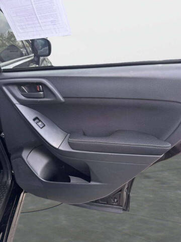 2015 Subaru Forester 2.5i