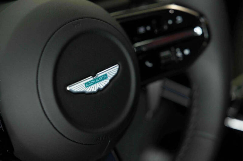 2025 Aston Martin Vantage