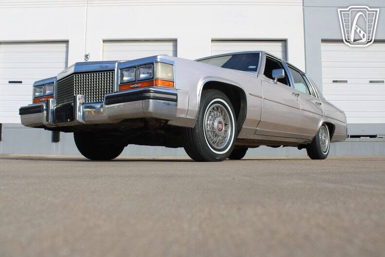 1987 Cadillac Brougham