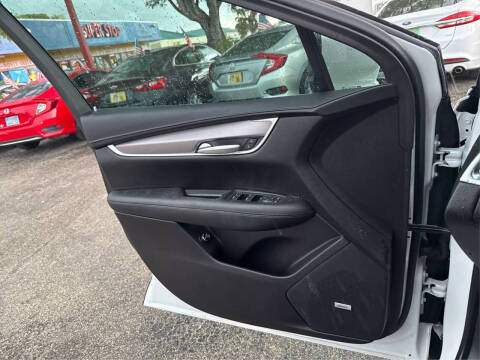 2022 Cadillac XT5 Luxury