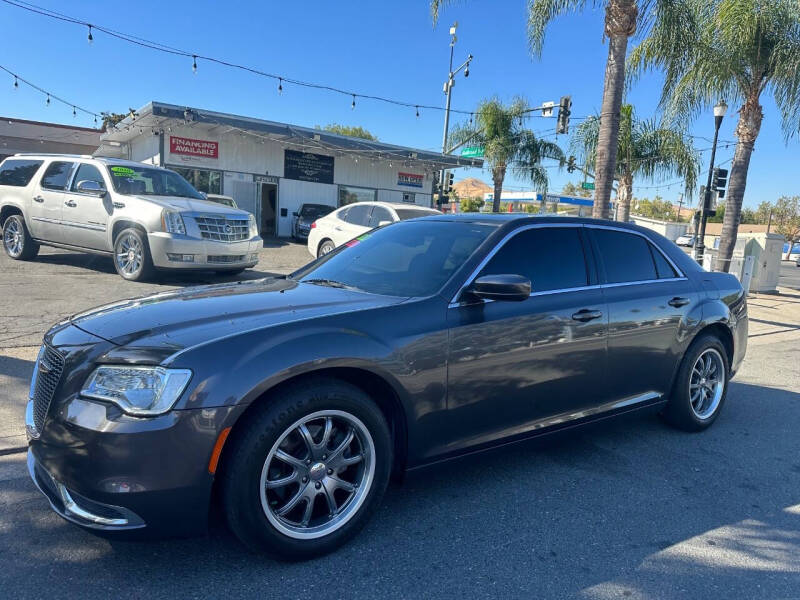 2016 Chrysler 300 Limited