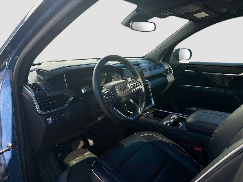 2024 GMC Acadia Denali