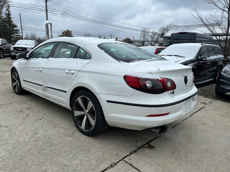 2012 Volkswagen CC Luxury photo 3