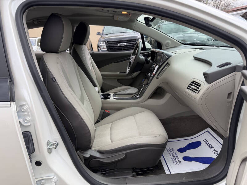 2013 Chevrolet Volt Premium