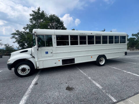 2018 International 24 passenger Shuttle Bus