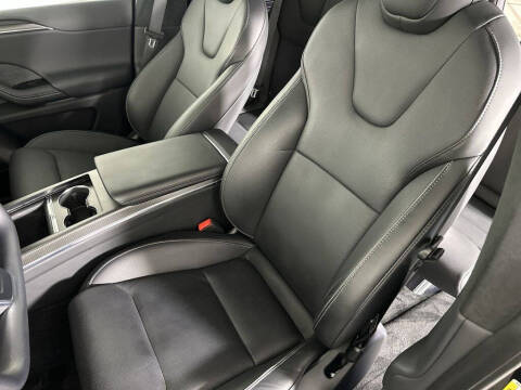 2023 Tesla Model X Plaid