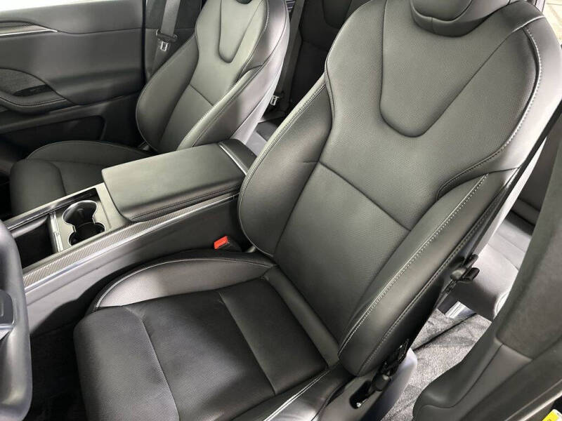 2023 Tesla Model X Plaid