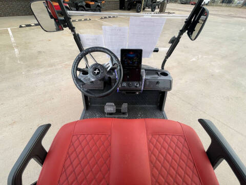 2024 EV Titan Xtreme Luxe 4-Passenger