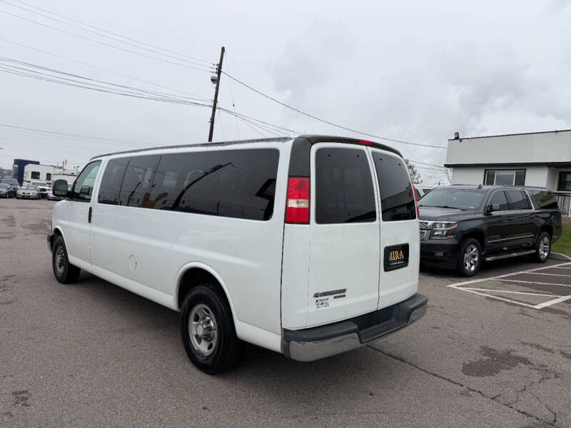 2013 Chevrolet Express LT 3500