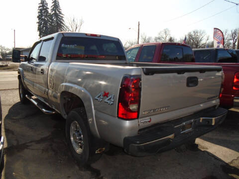 2005 Chevrolet Silverado 2500HD LS
