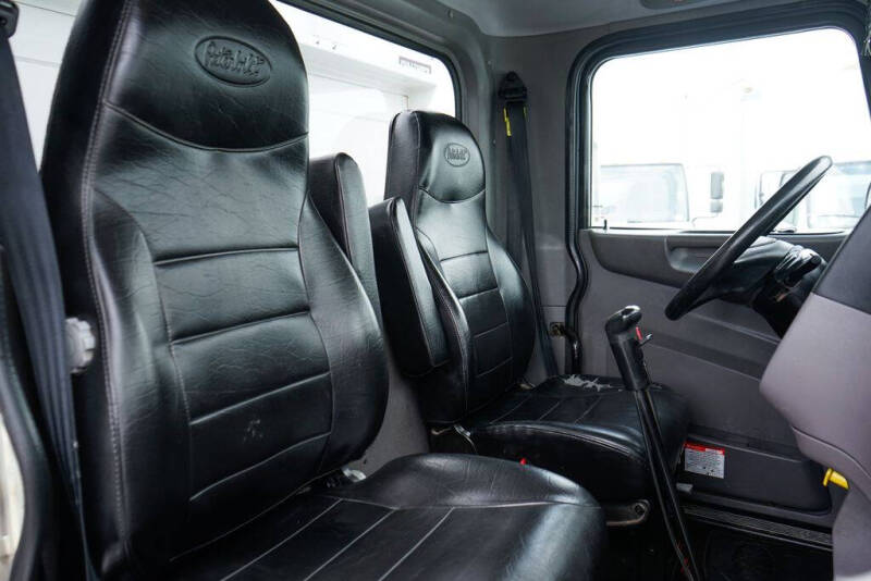 2020 Peterbilt 389