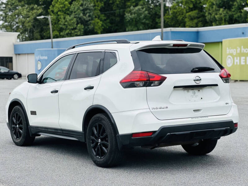2017 Nissan Rogue SV