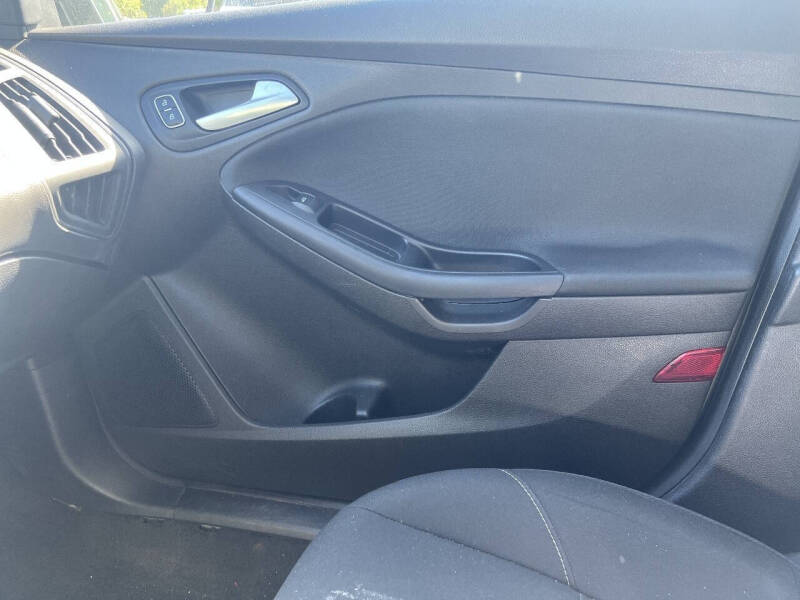2016 Ford Focus SE