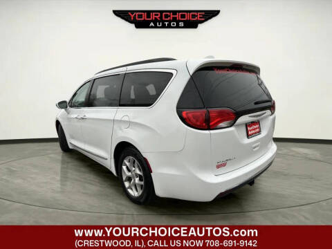 2017 Chrysler Pacifica Touring Plus