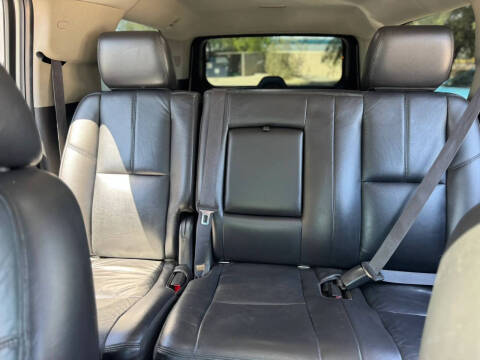 2011 Chevrolet Suburban LT
