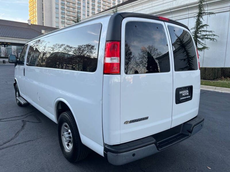 2023 Chevrolet Express LT 3500
