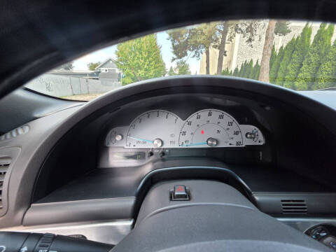 2002 Ford Thunderbird Deluxe