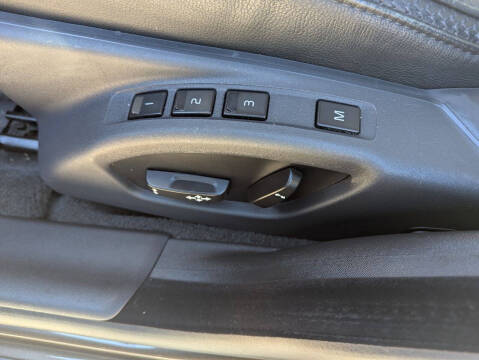 2016 Volvo XC70 T5 Classic Platinum