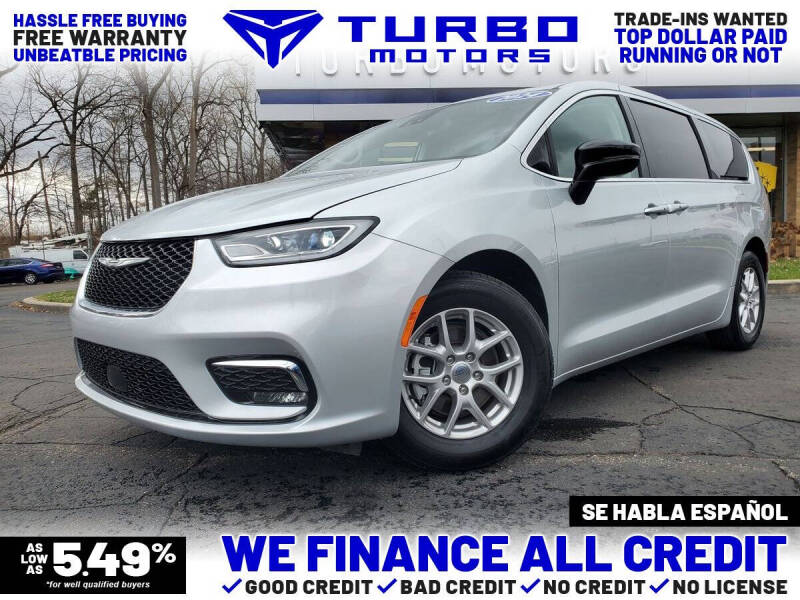 2024 Chrysler Pacifica Touring L