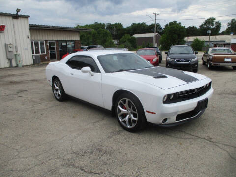 2015 Dodge Challenger SXT Plus