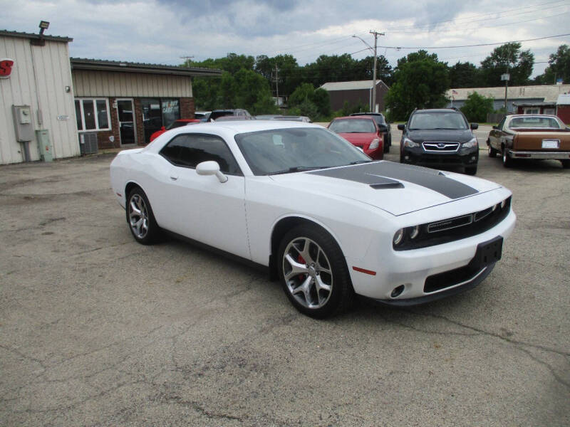 2015 Dodge Challenger SXT Plus