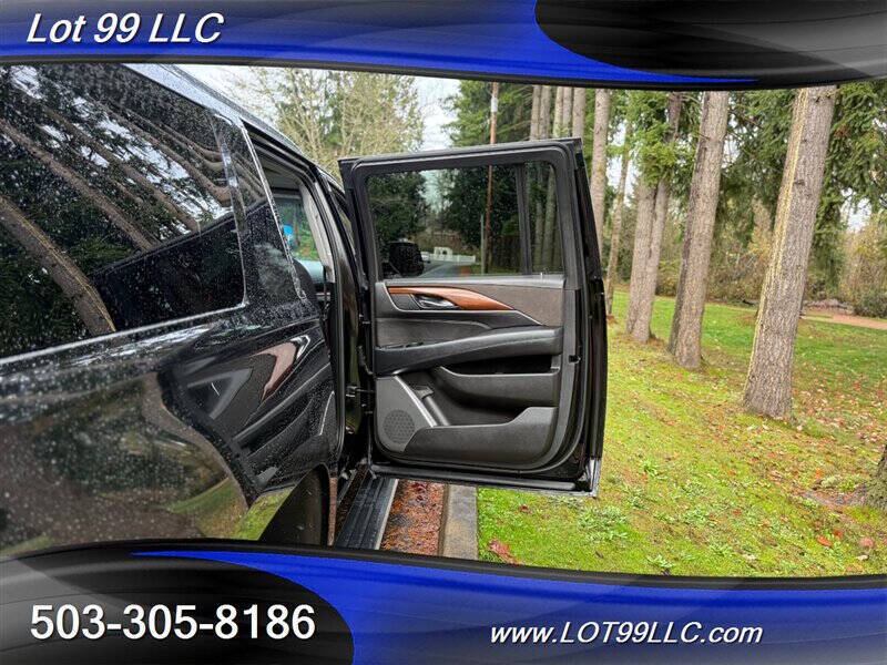 2017 Cadillac Escalade ESV Premium Luxury