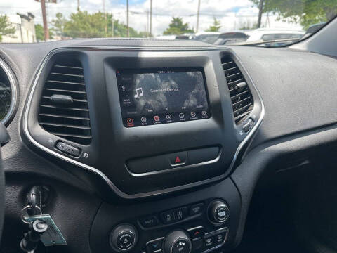 2019 Jeep Cherokee Latitude