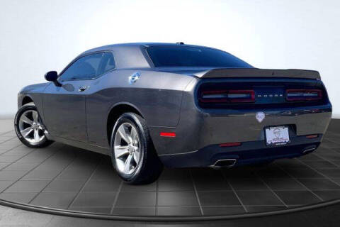 2021 Dodge Challenger SXT