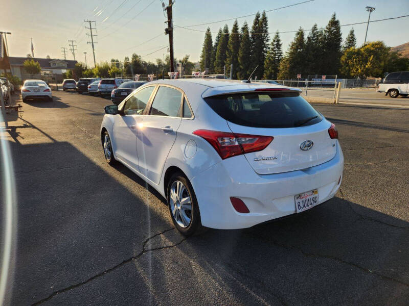 2017 Hyundai Elantra GT