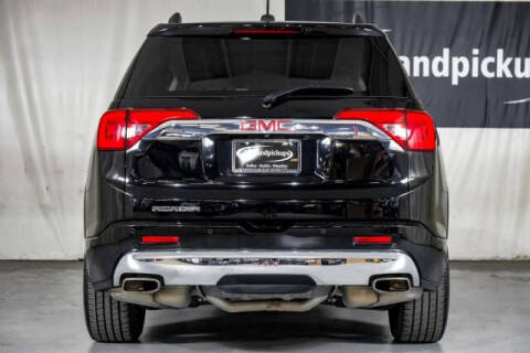 2017 GMC Acadia Denali