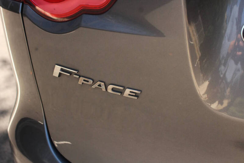 2017 Jaguar F-PACE S