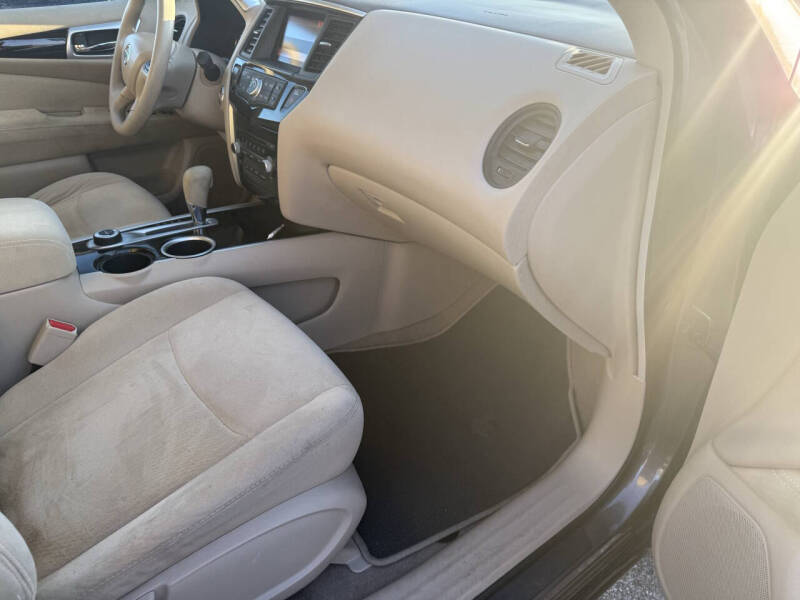 2013 Nissan Pathfinder S