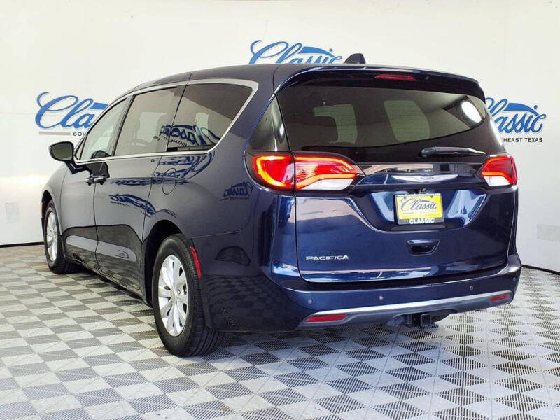 2018 Chrysler Pacifica Touring Plus