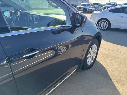 2018 Chrysler Pacifica Touring L Plus