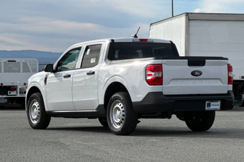 2025 Ford Maverick XL