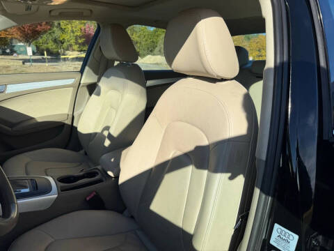 2012 Audi A4 2.0T quattro Premium