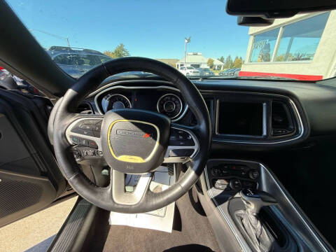 2015 Dodge Challenger SXT Plus