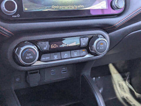 2025 Nissan Versa SR