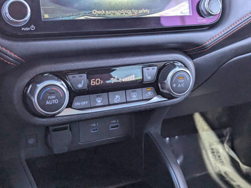 2025 Nissan Versa SR